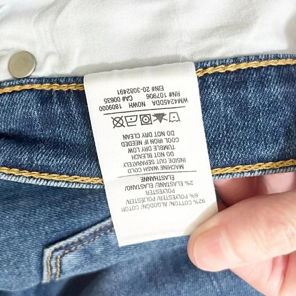 Hudson High Rise Nico Super Skinny Asymmetric Hem Jeans Women's Waist Size 32 - Picture 7 of 7